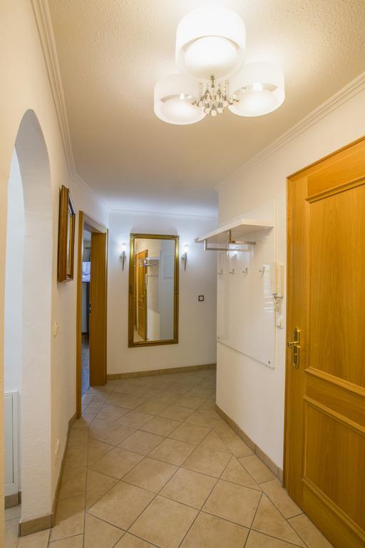Golden Gapa Central Apartment 4 Гармиш-Партенкирхен Номер фото