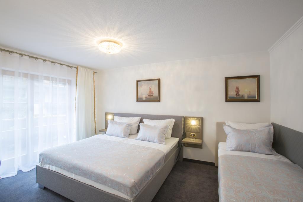 Golden Gapa Central Apartment 4 Гармиш-Партенкирхен Номер фото