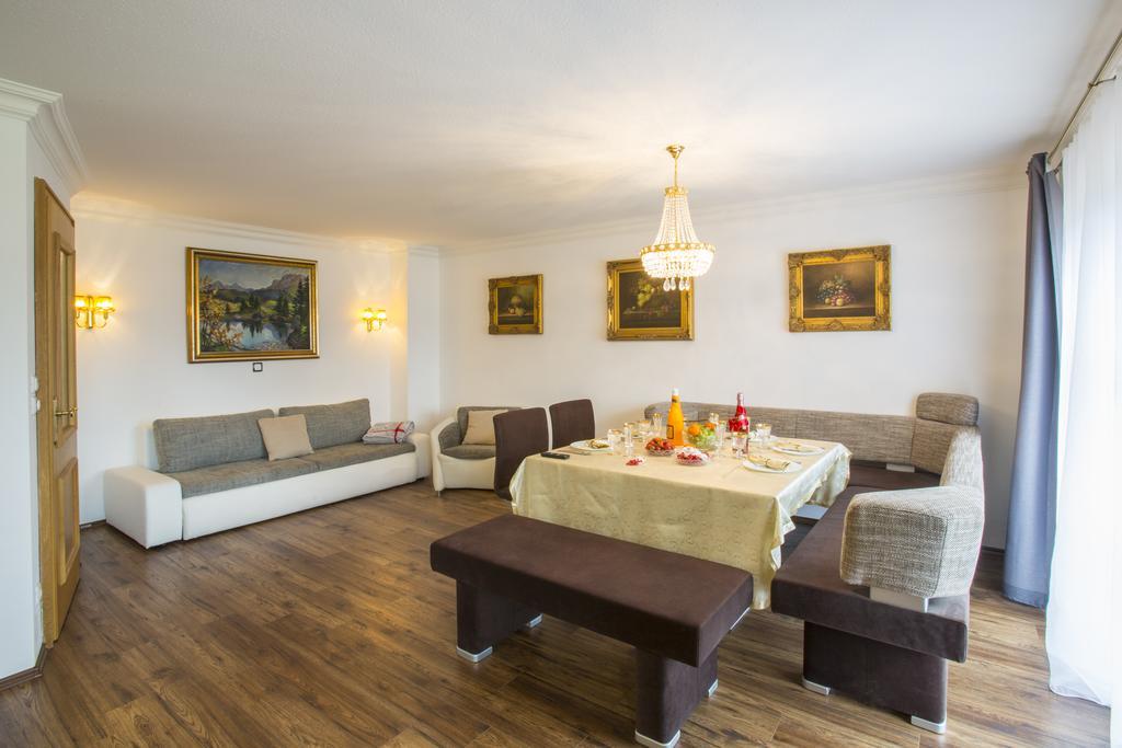 Golden Gapa Central Apartment 4 Гармиш-Партенкирхен Номер фото